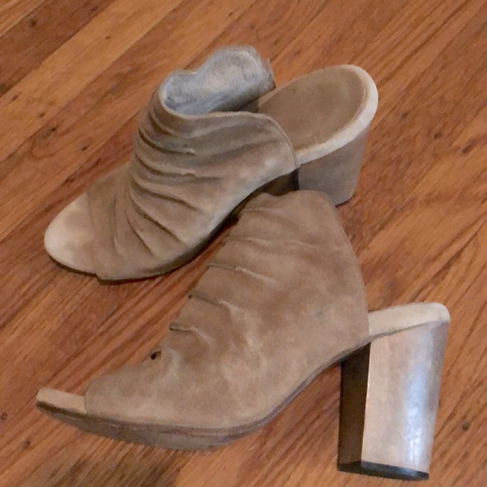 Calleen Cordero heels